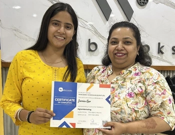 Jasmine Kaur successfully received a certificate in Digital Marketing course from the director of webcooks.